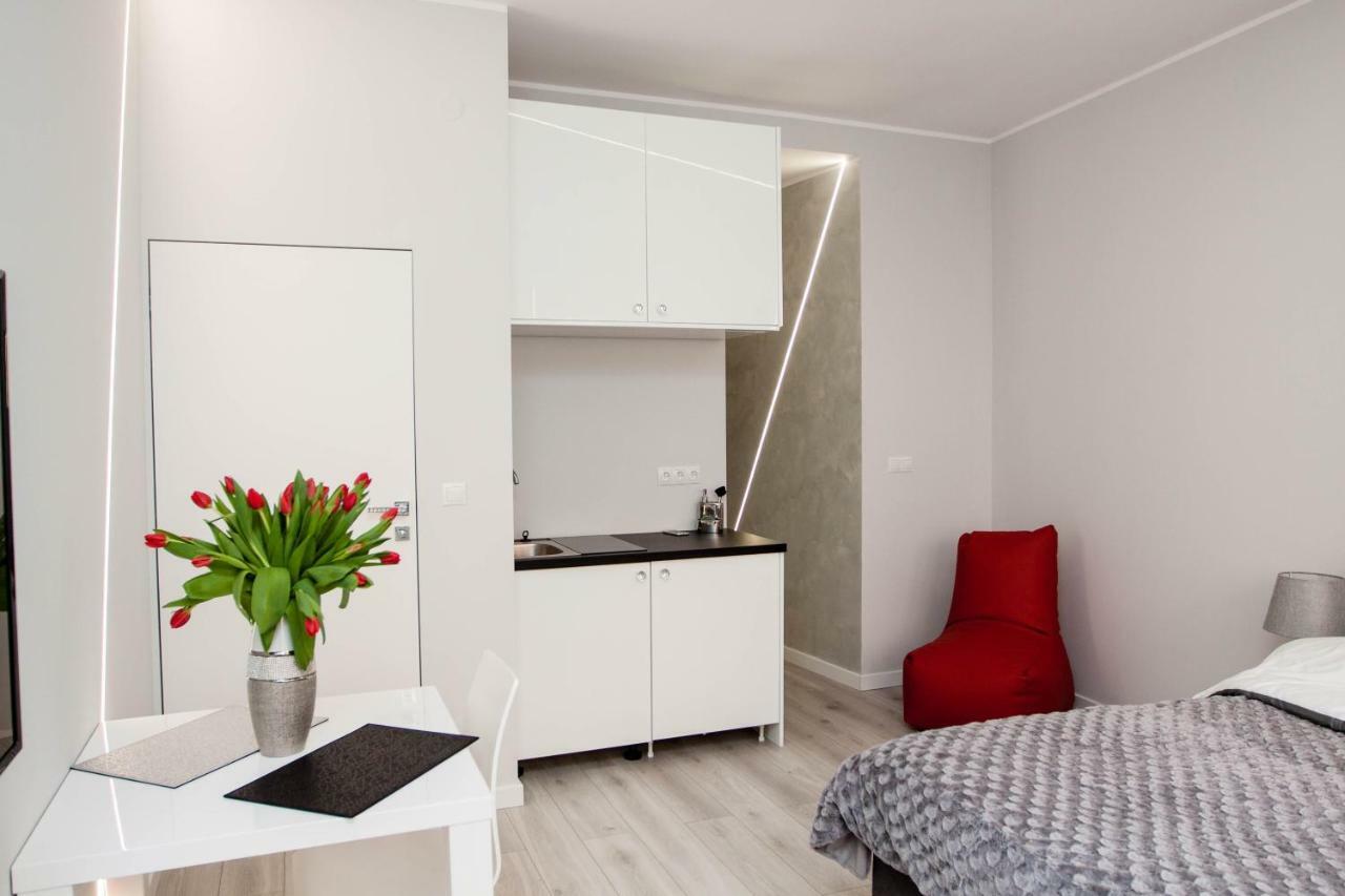 Novel Apartment Варшава Екстериор снимка