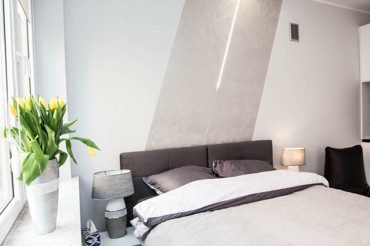 Novel Apartment Варшава Екстериор снимка