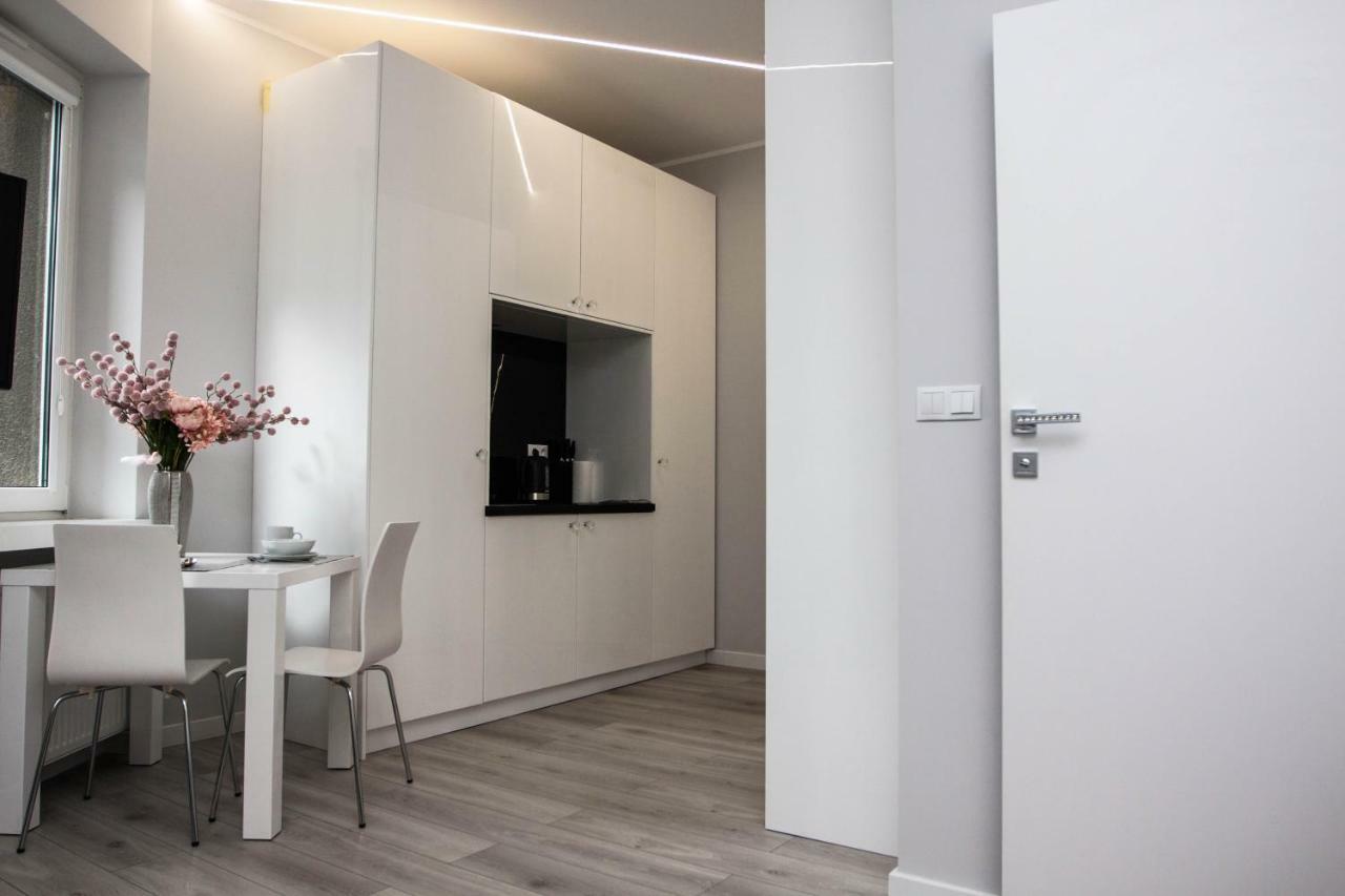 Novel Apartment Варшава Екстериор снимка
