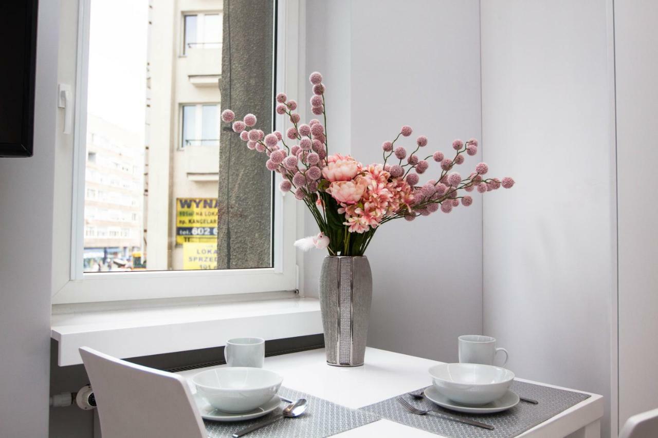 Novel Apartment Варшава Екстериор снимка