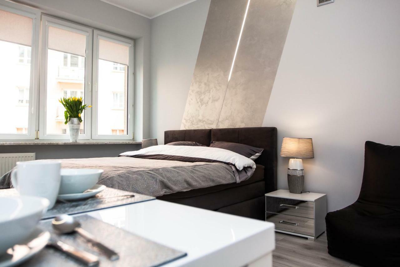 Novel Apartment Варшава Екстериор снимка