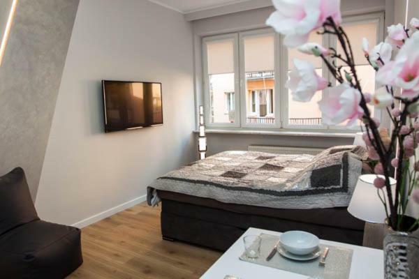 Novel Apartment Варшава Екстериор снимка